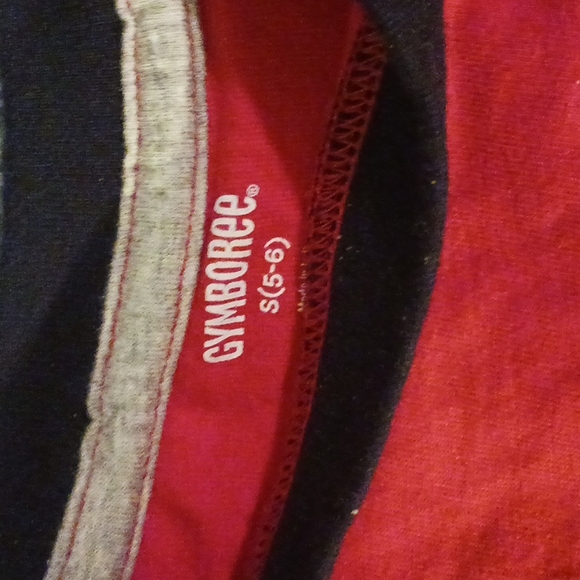 Boys t-shirt GYBOREE SIZE S(5-6) short sleeve big logo on front - Picture 2 of 4